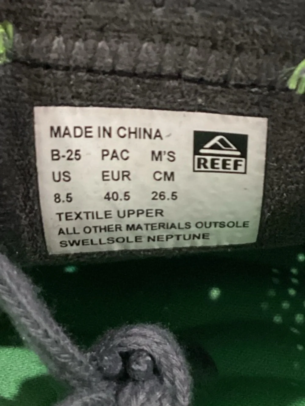 REEF Swellsole Neptune Men’s 8.5 Raven Gray Cushion Comfort Sneakers NWT
